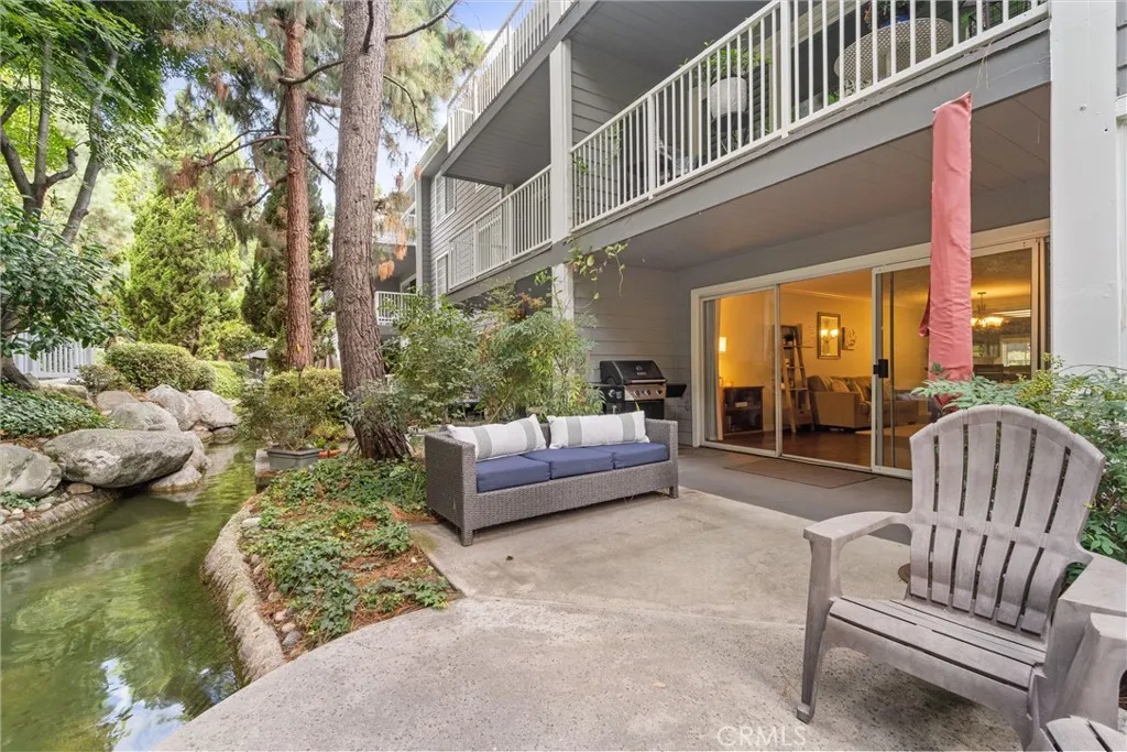 San Pedro, California 90732, United States, 2 Bedrooms Bedrooms, ,2 BathroomsBathrooms,Residential,Pending,212472