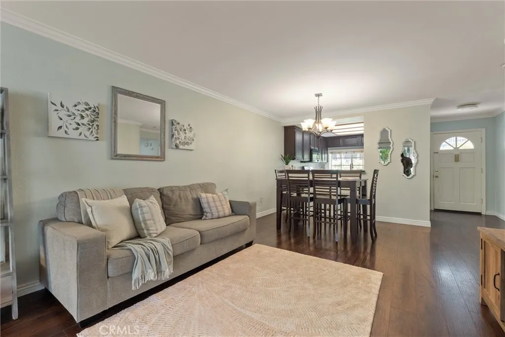 San Pedro, California 90732, United States, 2 Bedrooms Bedrooms, ,2 BathroomsBathrooms,Residential,Pending,212472