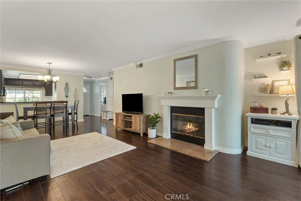 San Pedro, California 90732, United States, 2 Bedrooms Bedrooms, ,2 BathroomsBathrooms,Residential,Pending,212472