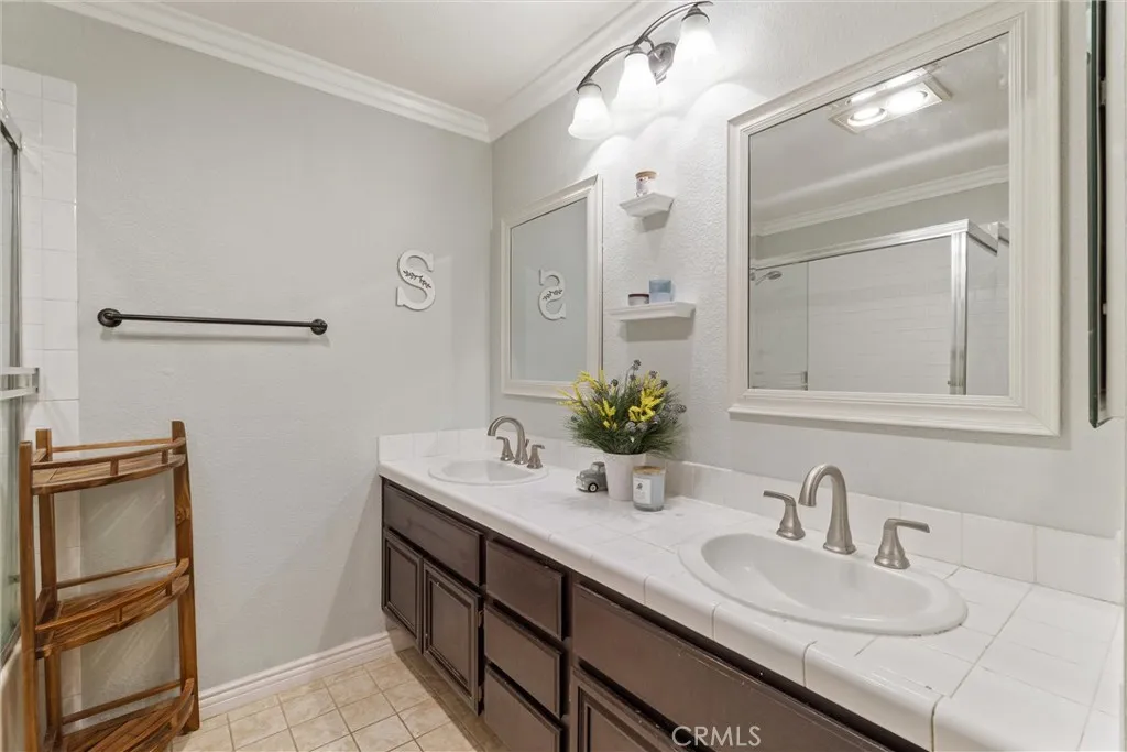 San Pedro, California 90732, United States, 2 Bedrooms Bedrooms, ,2 BathroomsBathrooms,Residential,Pending,212472