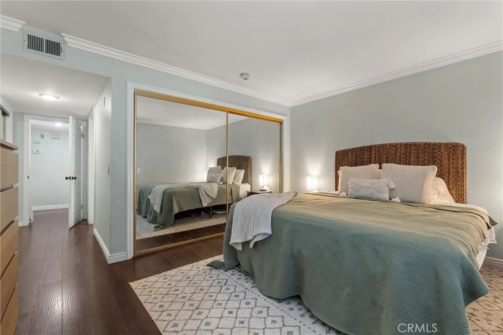 San Pedro, California 90732, United States, 2 Bedrooms Bedrooms, ,2 BathroomsBathrooms,Residential,Pending,212472