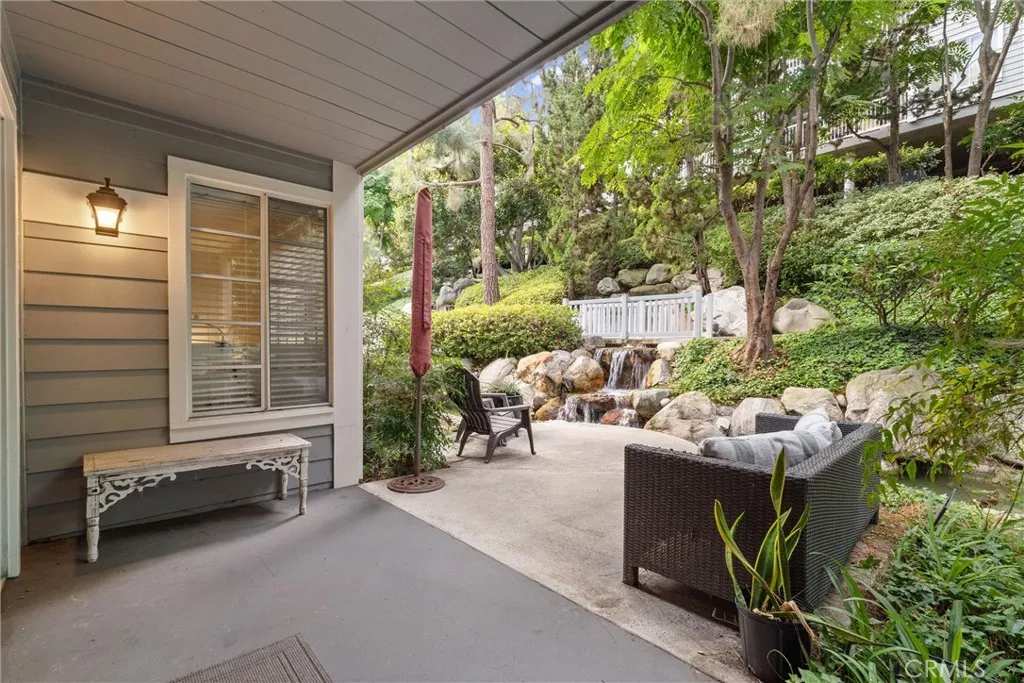 San Pedro, California 90732, United States, 2 Bedrooms Bedrooms, ,2 BathroomsBathrooms,Residential,Pending,212472