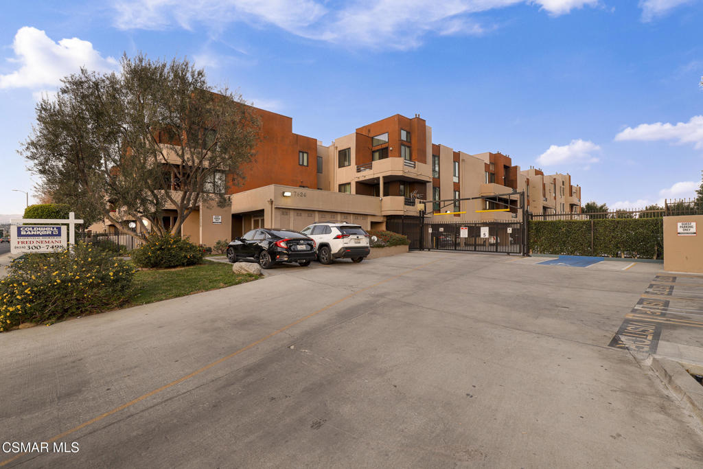 7826 Topanga Canyon Boulevard 103