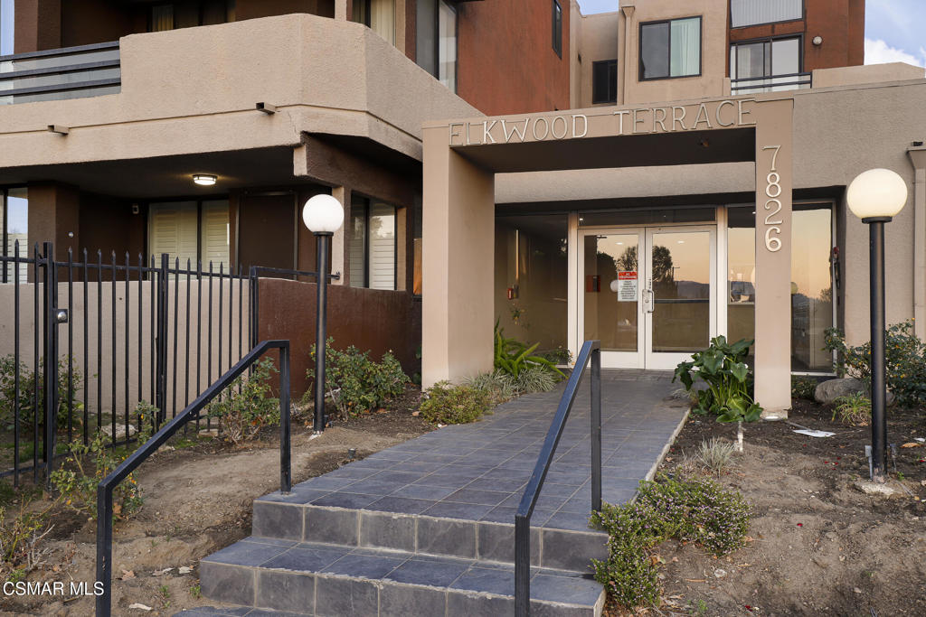 7826 Topanga Canyon Boulevard 103