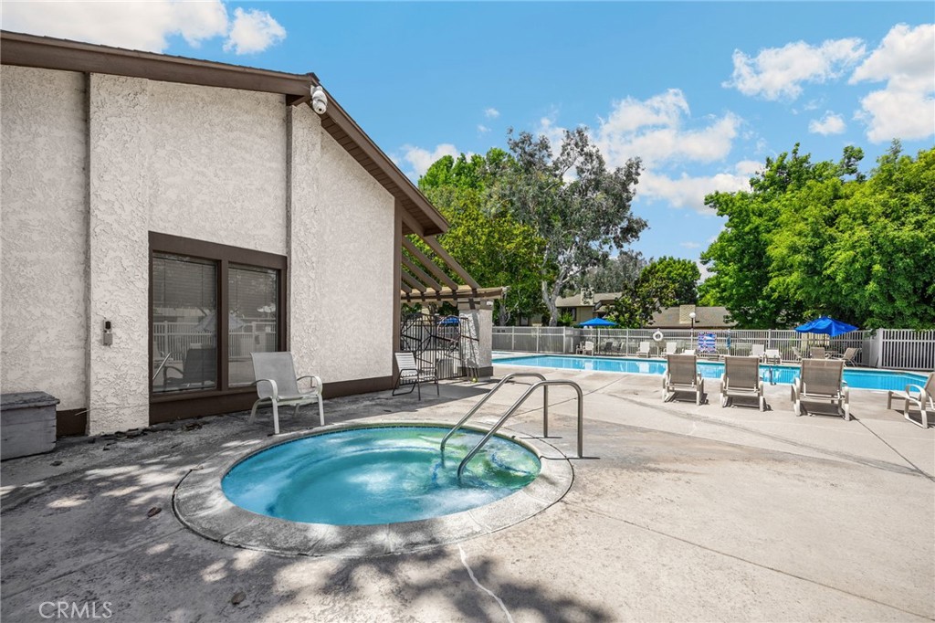 2626 N Tustin A