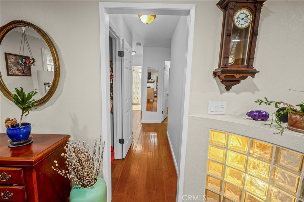 Sunkist Plaza (SUNK) - Residential