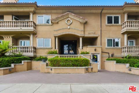 Photo of 11440 National Boulevard #16, Los Angeles, CA 90064 (MLS # 26871511)