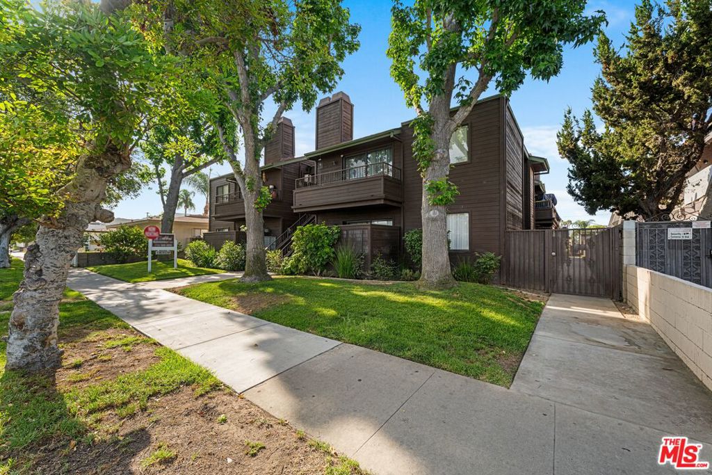 3608 W Orange Avenue