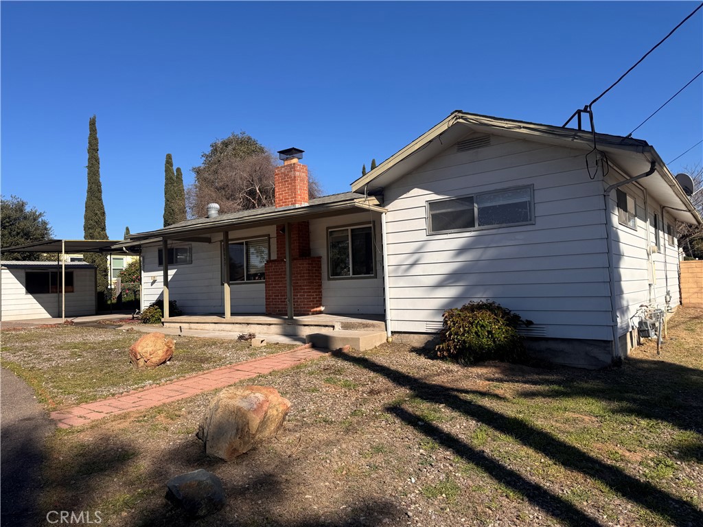 2537 Washington Street