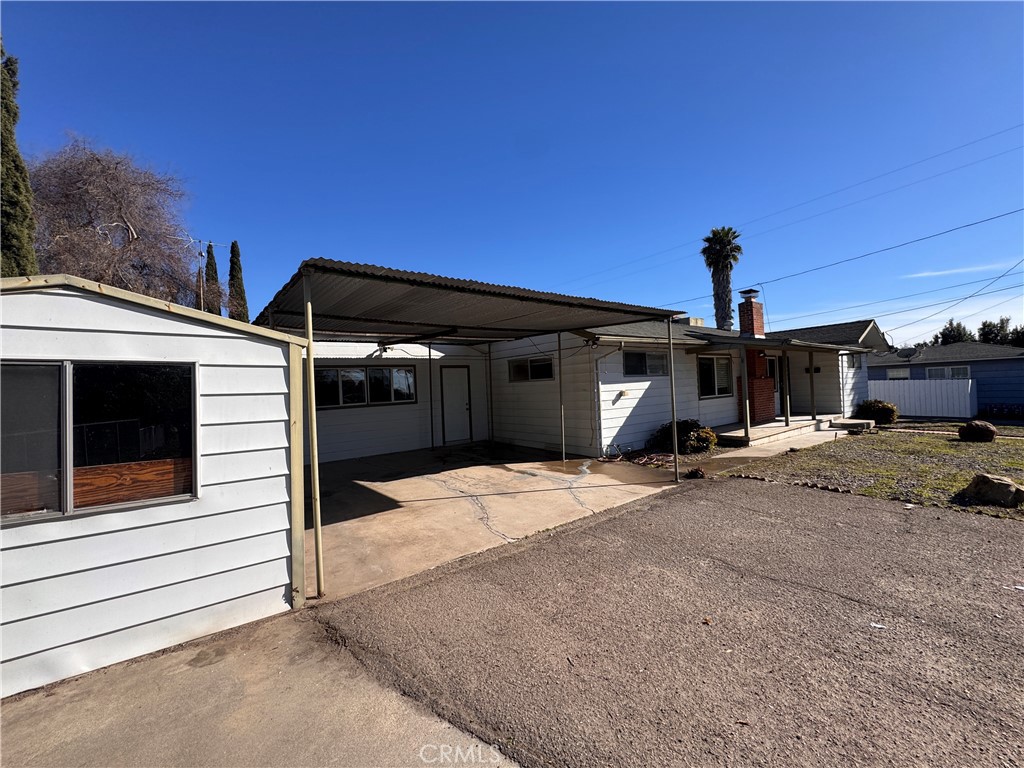 2537 Washington Street