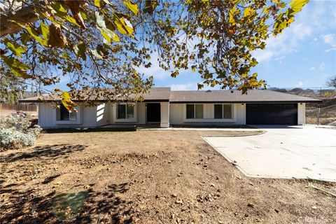 Photo of 16322 Pick Place, Riverside, CA 92504 (MLS # CV25251020)