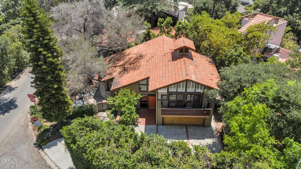 Sierra Madre, California 91024, United States, 3 Bedrooms Bedrooms, ,3 BathroomsBathrooms,Residential,Active,136318