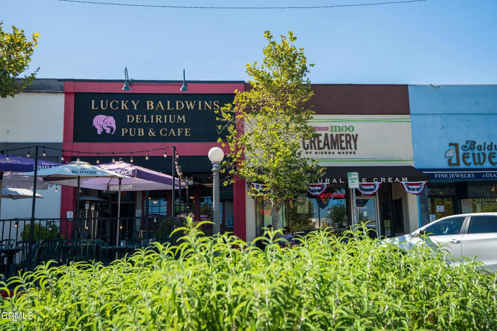 Sierra Madre, California 91024, United States, 3 Bedrooms Bedrooms, ,3 BathroomsBathrooms,Residential,Active,136318