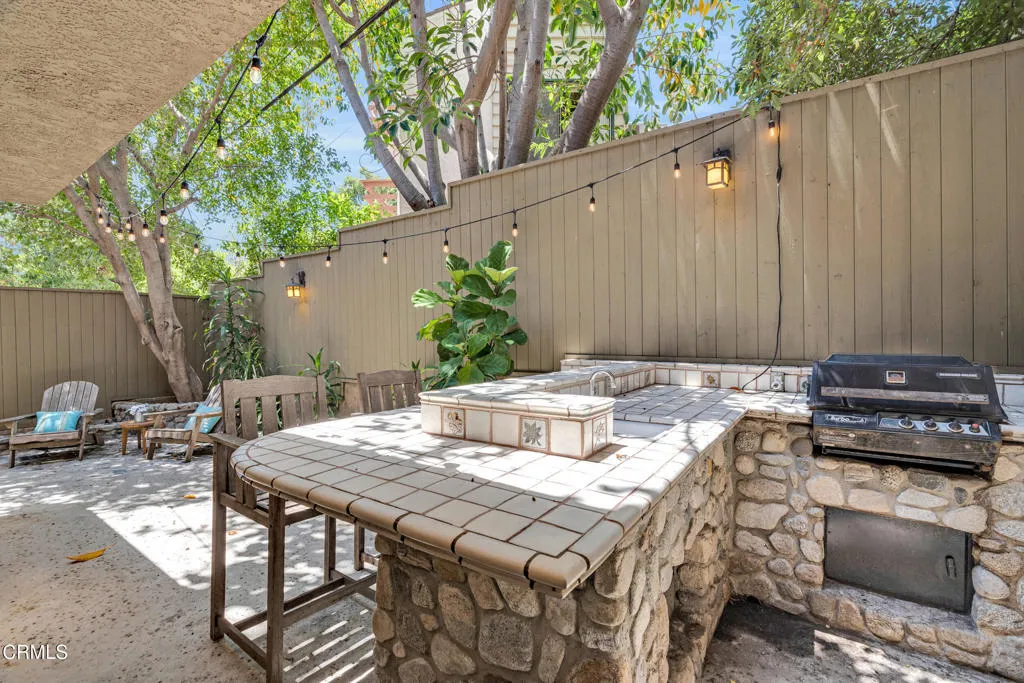 Sierra Madre, California 91024, United States, 3 Bedrooms Bedrooms, ,3 BathroomsBathrooms,Residential,Active,136318