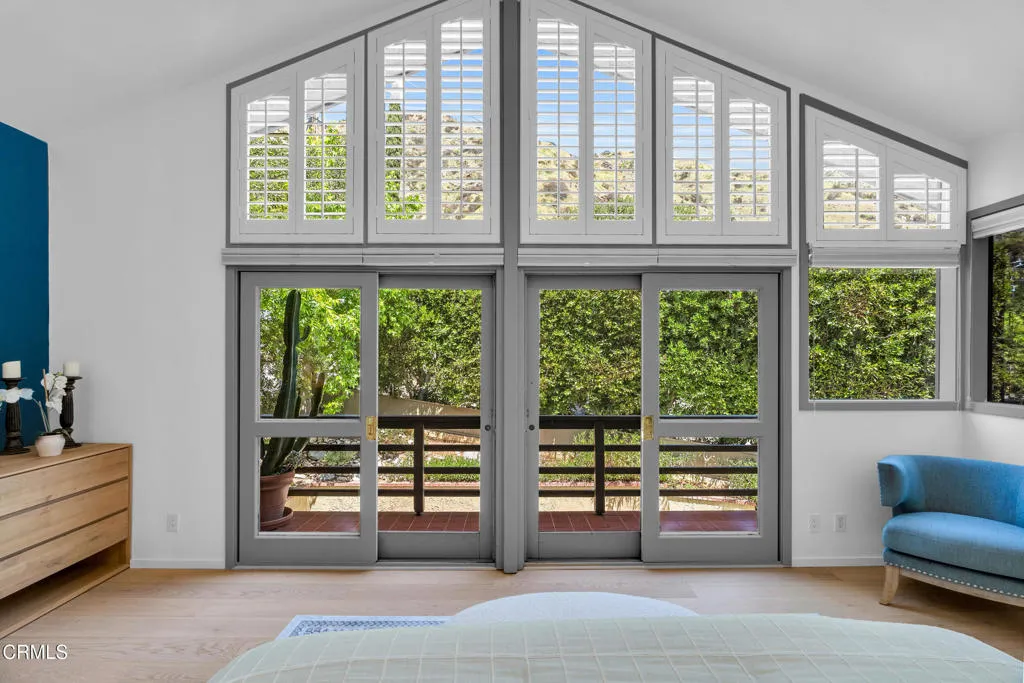 Sierra Madre, California 91024, United States, 3 Bedrooms Bedrooms, ,3 BathroomsBathrooms,Residential,Active,136318