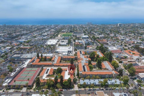 Photo of 4600 Lamont St ST #4-322, San Diego, CA 92109 (MLS # 260018651SD)
