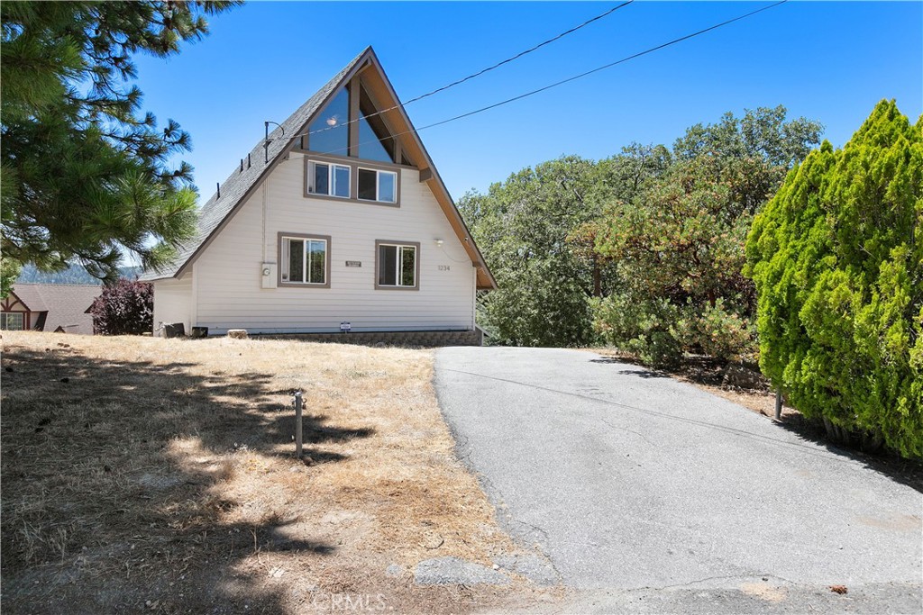 Arrowhead Woods (AWHW) - Residential Lease