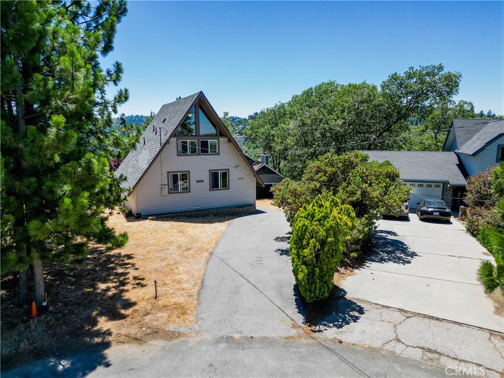 Arrowhead Woods (AWHW) - Residential Lease