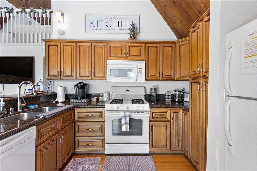 Arrowhead Woods (AWHW) - Residential Lease
