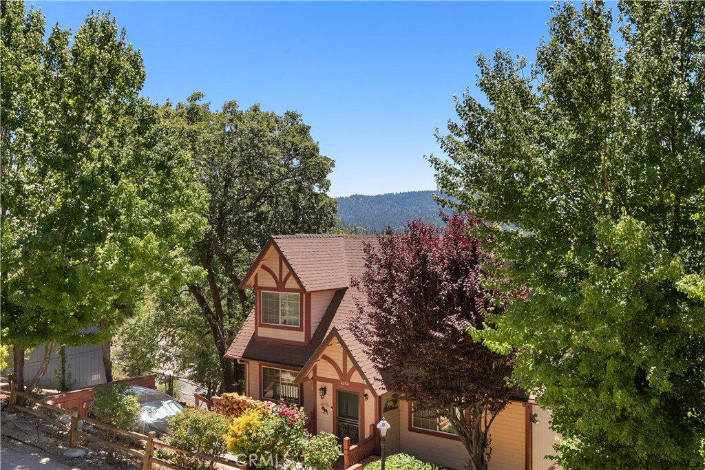 Arrowhead Woods (AWHW) - Residential Lease
