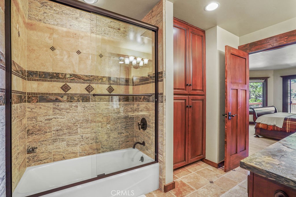 Arrowhead Woods (AWHW) - Residential