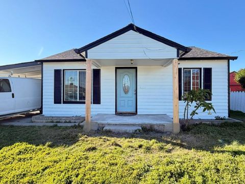 Photo of 129 N Filice Street, Salinas, CA 93905 (MLS # ML82029269)