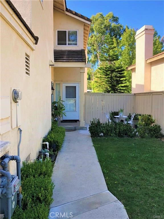 971 S Flintridge Way