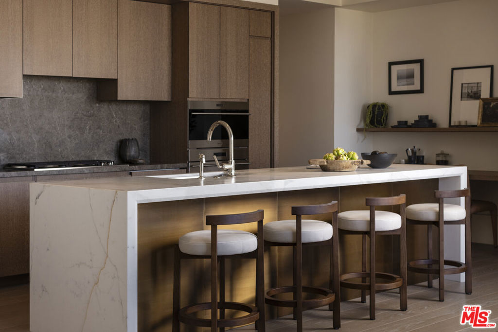 8420 W Sunset Boulevard 703