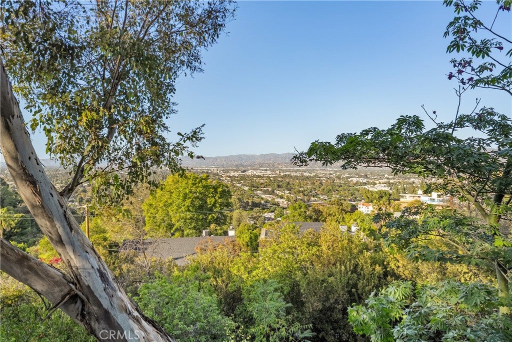 11400 Laurelcrest Drive