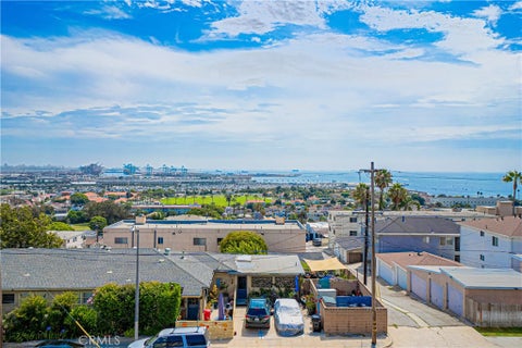 Photo of 765 W 26th St #304 ST, San Pedro, CA 90731 (MLS # PV26206041)