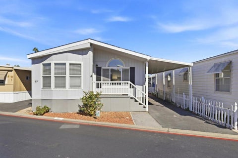 Photo of 600 E Weddell Drive #77, Sunnyvale, CA 94089 (MLS # ML82065933)
