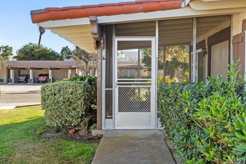 12389 Santiago Road E