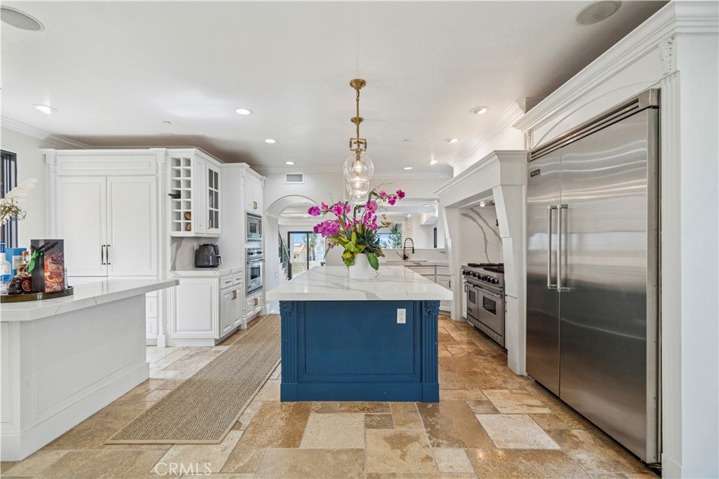 312 Carnation Avenue, Corona Del Mar CA 92625 - Photo 8