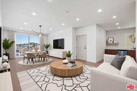 Photo of 1717 Winona Boulevard #304, Los Angeles, CA 90027 (MLS # 26637111)