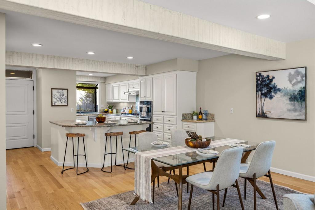 28063 Heron Court