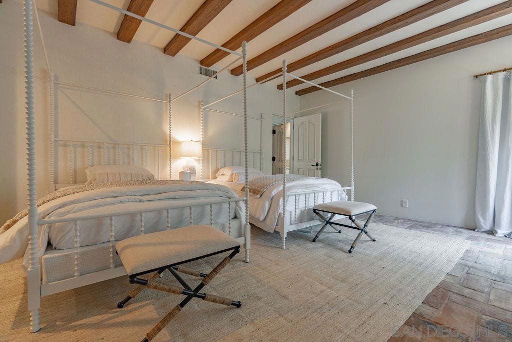 Rancho Santa Fe - Residential Lease