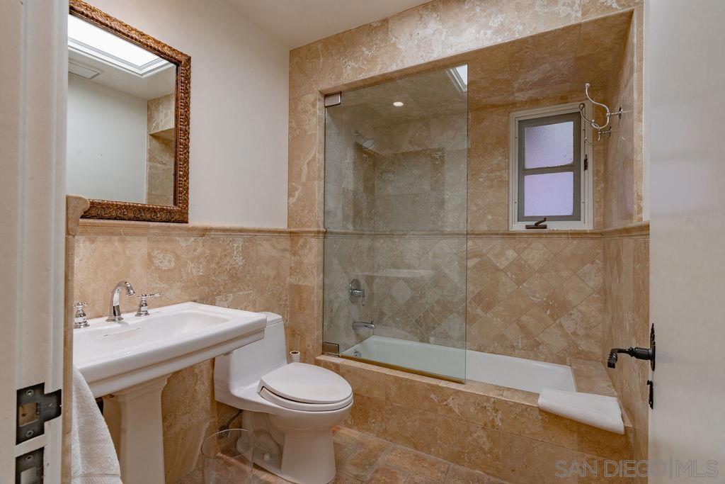 Rancho Santa Fe - Residential Lease