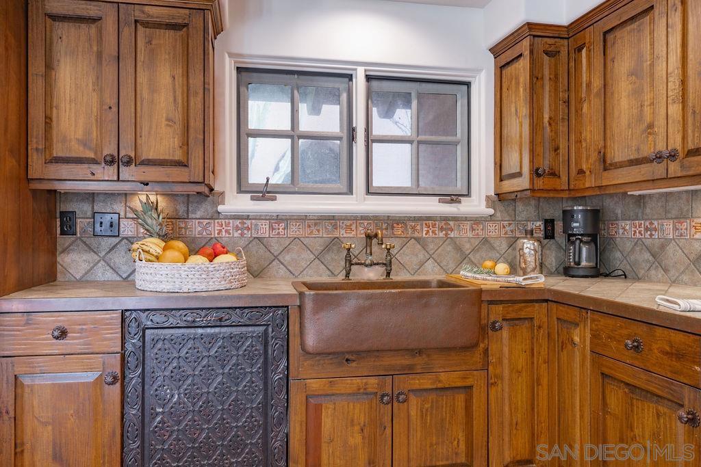 Rancho Santa Fe - Residential Lease