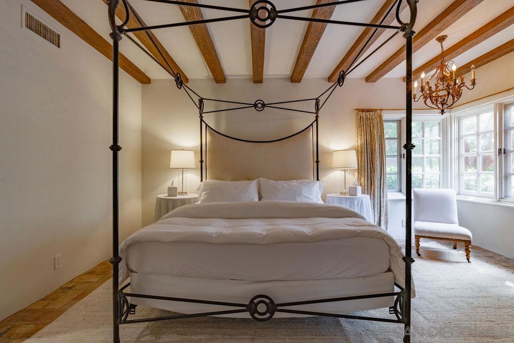 Rancho Santa Fe - Residential Lease