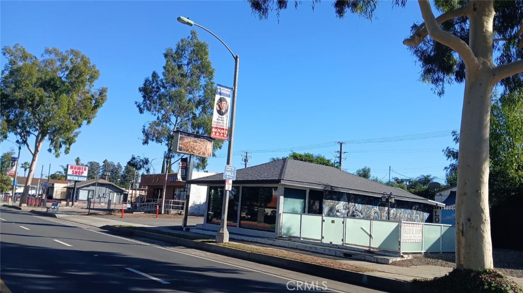 820 W 6th