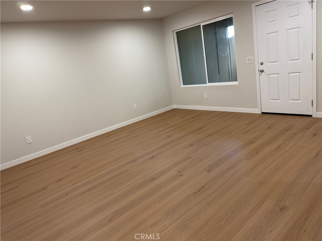 1321 S Standard