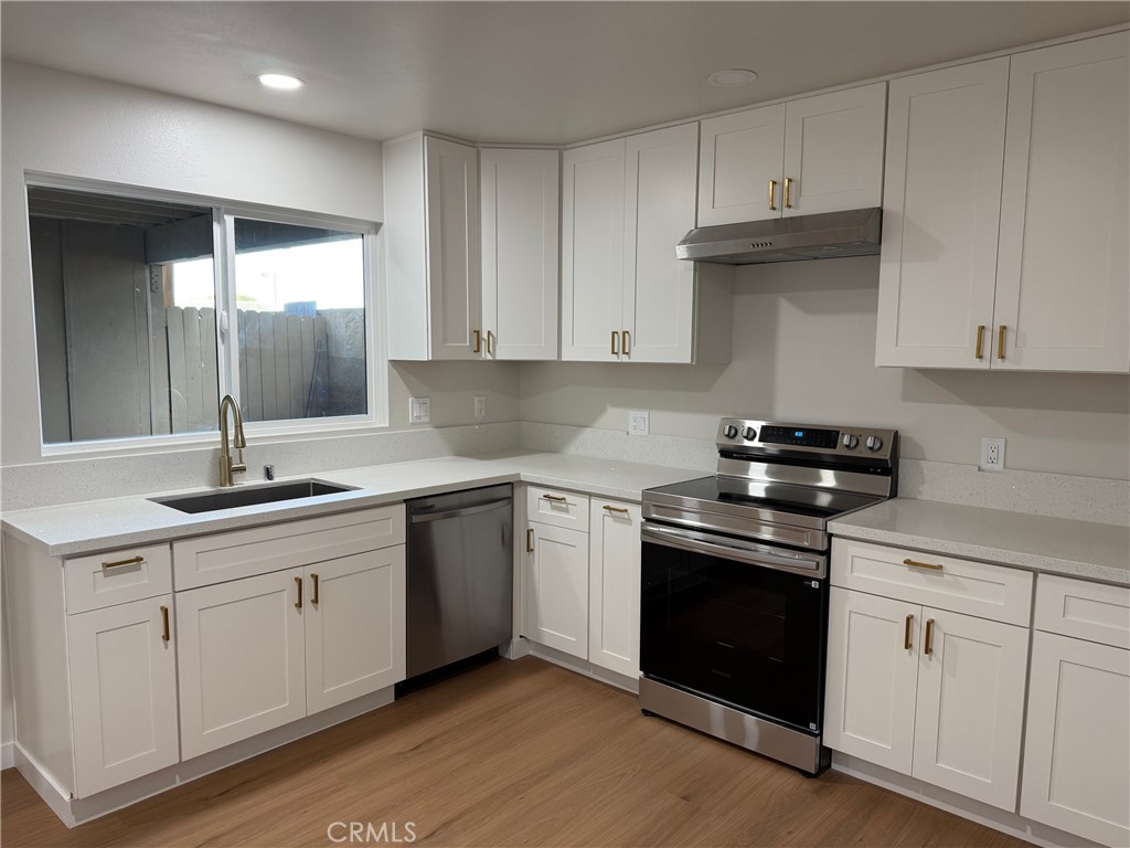1321 S Standard