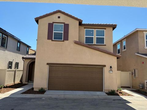 Photo of 28277 Via Garnicia, Temecula, CA 92591 (MLS # PTP2602501)