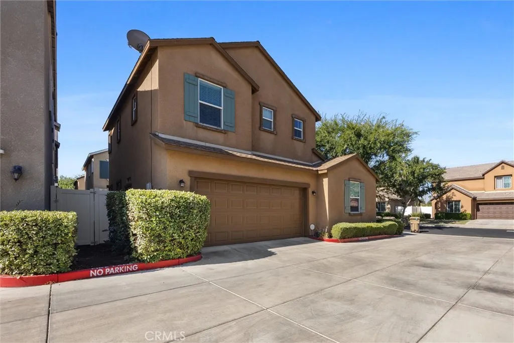 Bakersfield, California 93311, United States, 3 Bedrooms Bedrooms, ,3 BathroomsBathrooms,Residential,Pending,190967