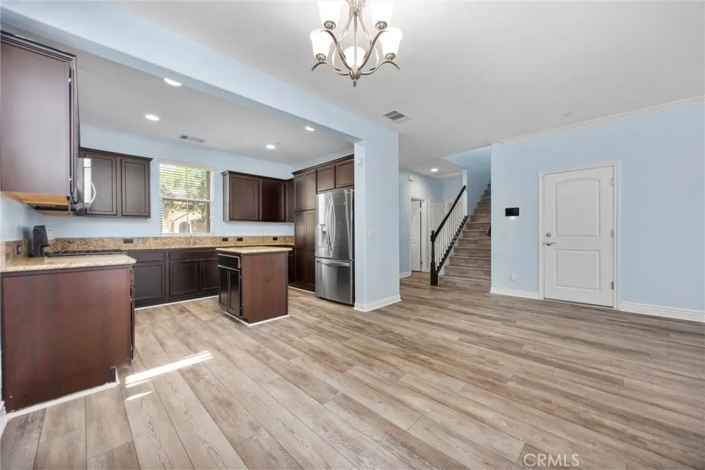 Bakersfield, California 93311, United States, 3 Bedrooms Bedrooms, ,3 BathroomsBathrooms,Residential,Pending,190967