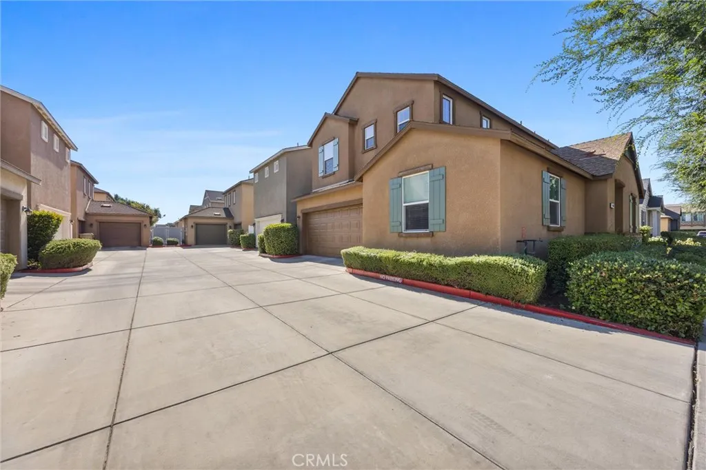 Bakersfield, California 93311, United States, 3 Bedrooms Bedrooms, ,3 BathroomsBathrooms,Residential,Pending,190967