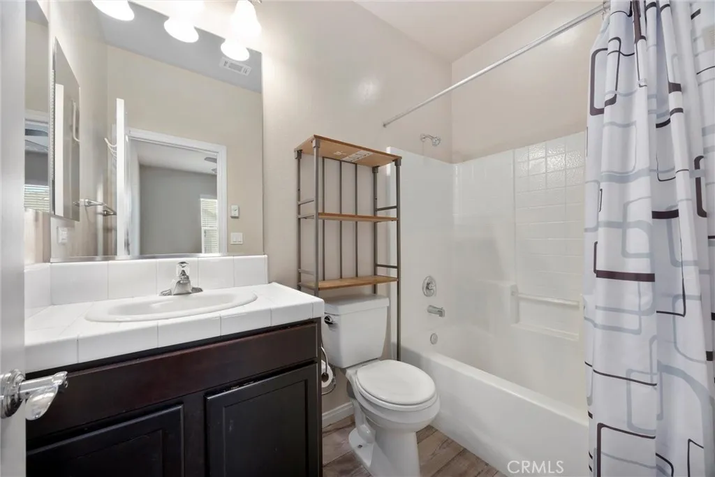 Bakersfield, California 93311, United States, 3 Bedrooms Bedrooms, ,3 BathroomsBathrooms,Residential,Pending,190967