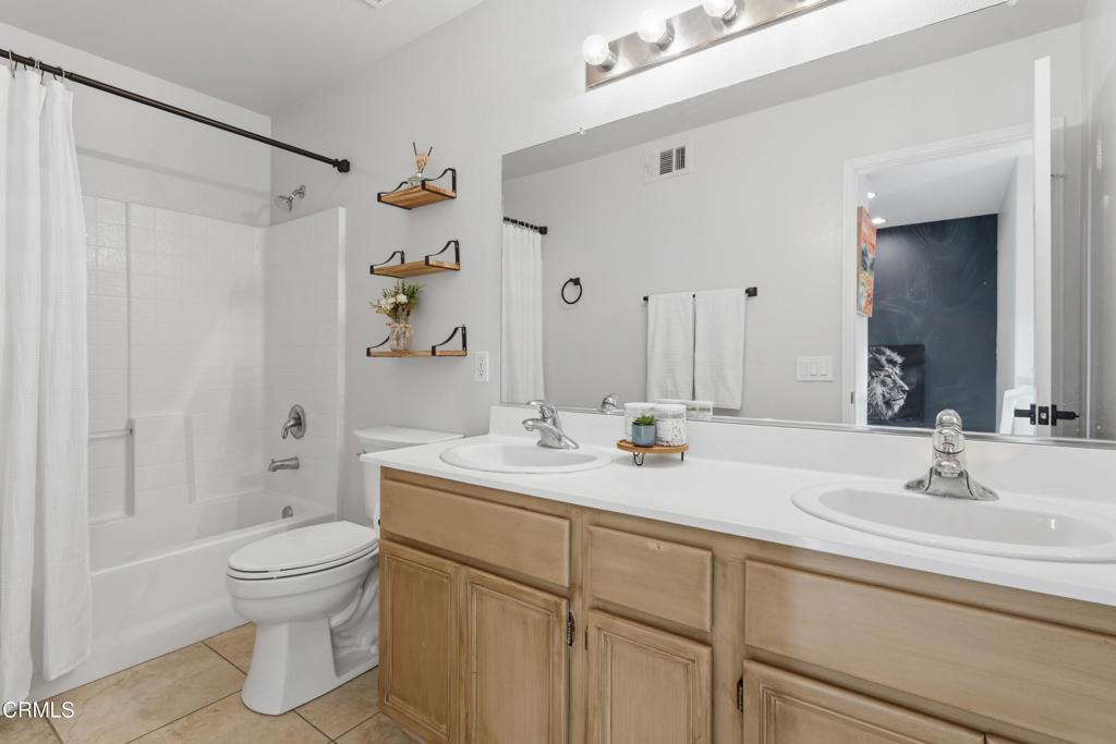 Spinnaker Point - Residential