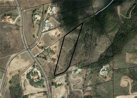 Photo of 28 Golden Arrow Court, Murrieta, CA 92562 (MLS # OC26066568)