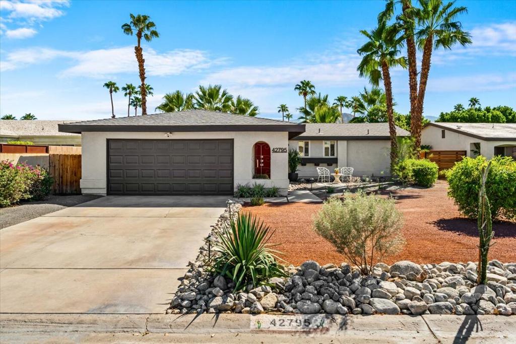 Palm Desert Country - Residential
